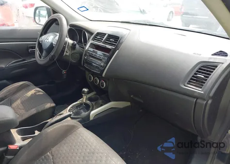 2011 Mitsubishi Outlander Sport Se z USA, uszkodzony, nr VIN JA4AP4AUXBZ002923